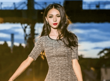 傷感女生心痛難過網名
