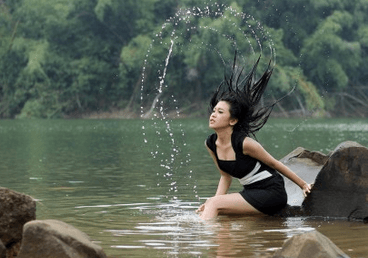 女生傷感說說假裝堅強(qiáng)